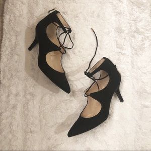 Liz Claiborne black lace up pump